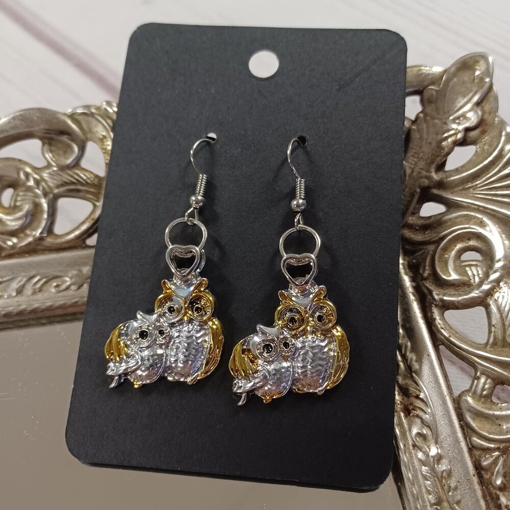 MOTHER DAUGHTER OWLS MOM AND BABY Two Toned Silver Gold Metal Dangle Earrings